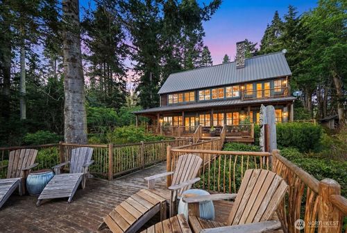 2063 Thorndyke Rd, Port Ludlow, WA, 98365-9531 | Card Image