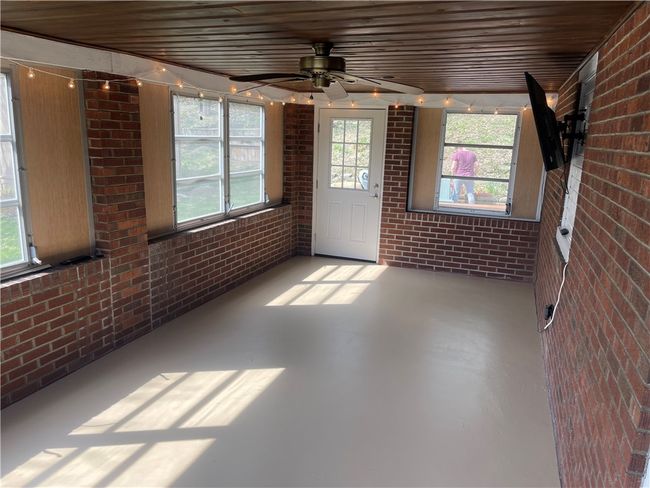 3 Season Porch off of Livingroom | Image 21