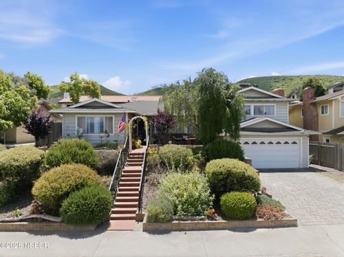 836 Clemens Way, Lompoc, CA, 93436-7944 | Card Image