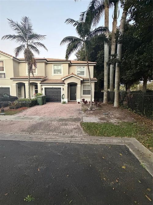 901 Ne 42nd Ave, Homestead, FL, 33033-5902 | Card Image