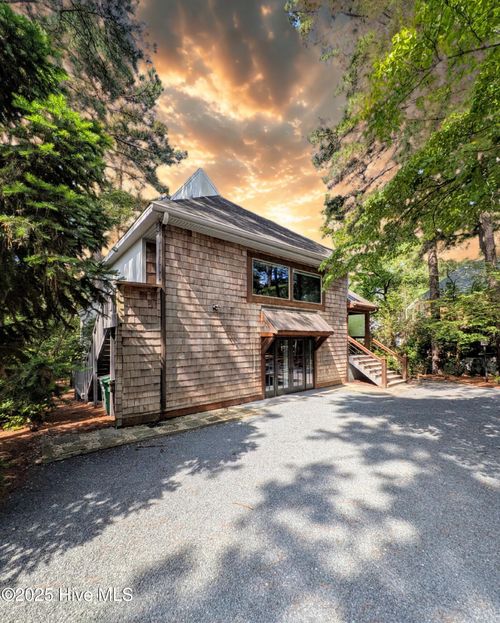 350 Pine Vista Dr, Pinehurst, NC, 28374-9210 | Card Image