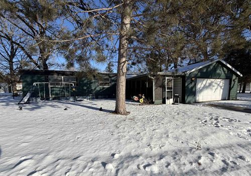 122 Falling Creek Cir, Janesville, WI, 53548-9106 | Card Image