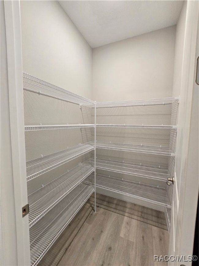 CLOSET PANTRY | Image 59