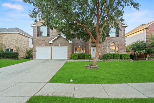 204 Autumnwood Dr, Mansfield, TX, 76063-8646 | Card Image