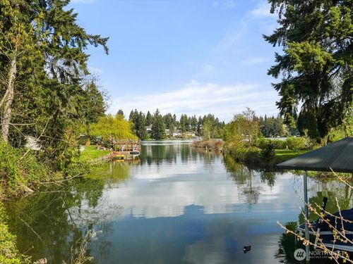 3231 Deer Island Dr E, Lake Tapps, WA, 98391-9492 | Card Image
