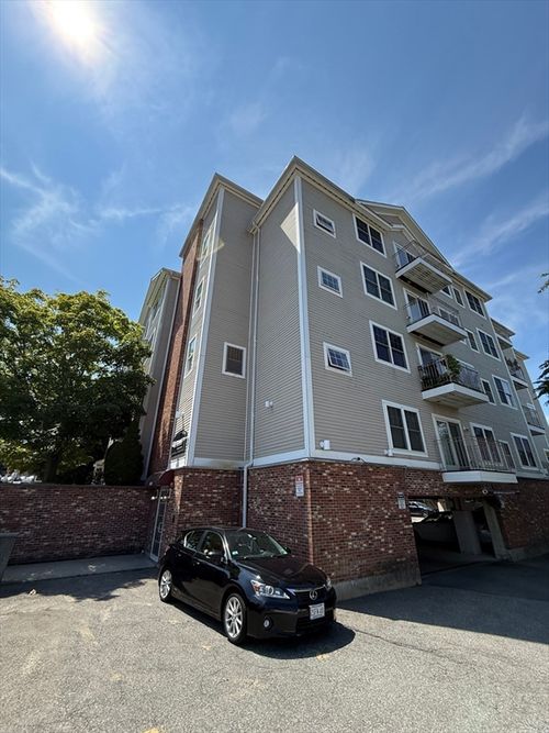 305-260 Main St, Malden, MA, 02148-5025 | Card Image