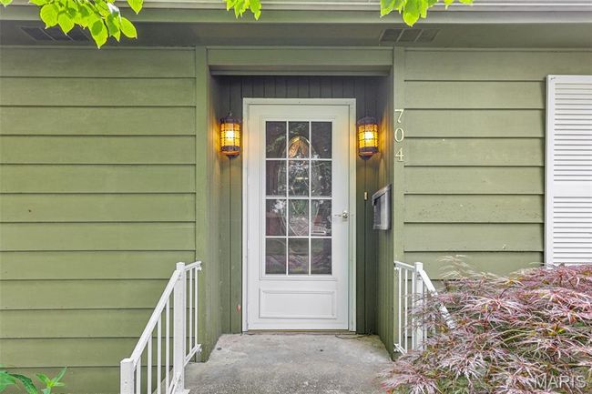 Entrance to property | Image 6