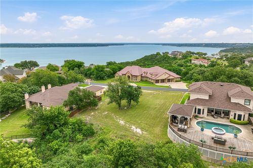 4512 Blue Ridge Dr, Belton, TX, 76513-4906 | Card Image