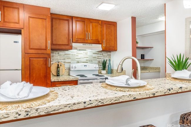 Kitchen | Image 10