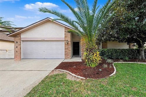11325 Glenmont Dr, Tampa, FL, 33635-1531 | Card Image