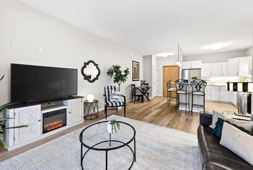 105-5196 Sassafras Drive, Fitchburg, WI, 53711 | Card Image