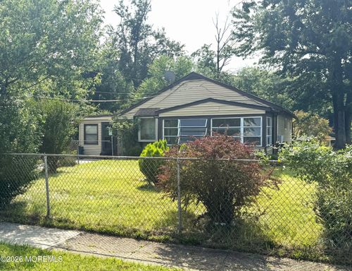 11 Dorset Dr, Ewing, NJ, 08618-1515 | Card Image