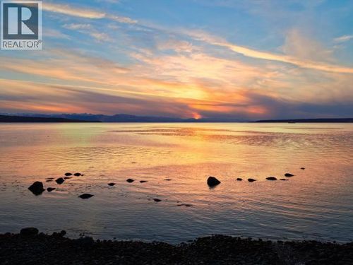 3583 Marine Ave, Powell River, BC, V8A2H5 | Card Image
