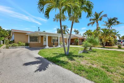 127 Lakeview Avenue, Home with 0 bedrooms, 0 bathrooms and null parking in Lantana FL | Image 1