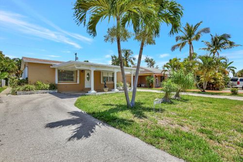 127 Lakeview Avenue, Lantana, FL, 33462 | Card Image