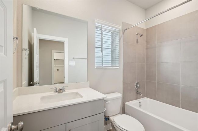 537 Morning Tide Ln, House other with 3 bedrooms, 3 bathrooms and 2 parking in Kemah TX | Image 38