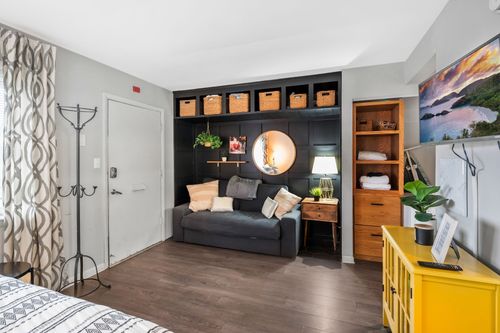 apt-212-801 Hillview Hts, Nashville, TN, 37204-2147 | Card Image