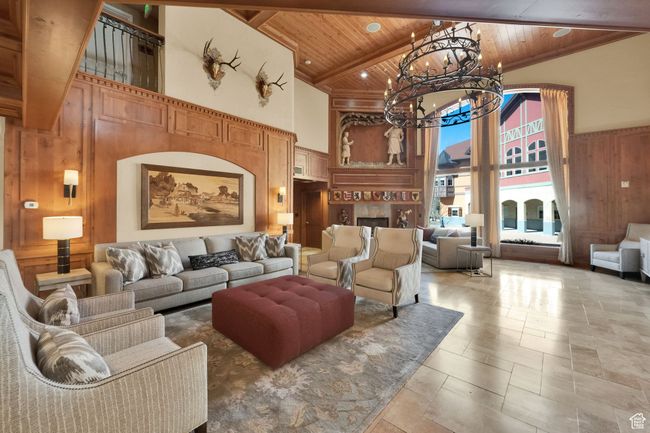 View of lobby | Image 10