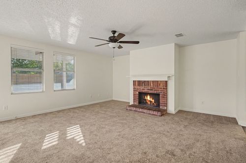 1404 Sunflower Ct, Burleson, TX, 76028-2590 | Card Image