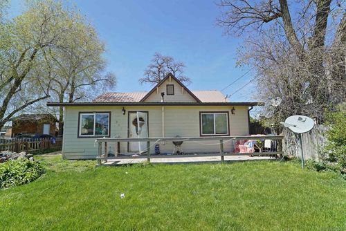 501 N East St, Alturas, CA, 96101-3451 | Card Image