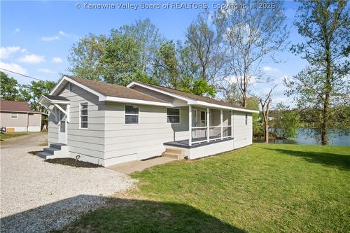 60 Dunbar Ave, Dunbar, WV, 25064-3322 | Card Image