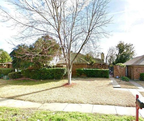 10244 Ridge Oak St, Dallas, TX, 75227-7662 | Card Image