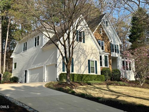 203 Briardale Ave, Cary, NC, 27519-2829 | Card Image