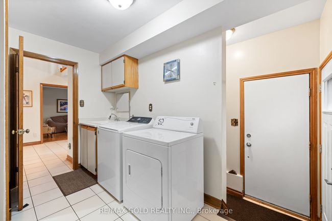74 Belview Ave, House other with 5 bedrooms, 4 bathrooms and 4 parking in Woodbridge ON | Image 22