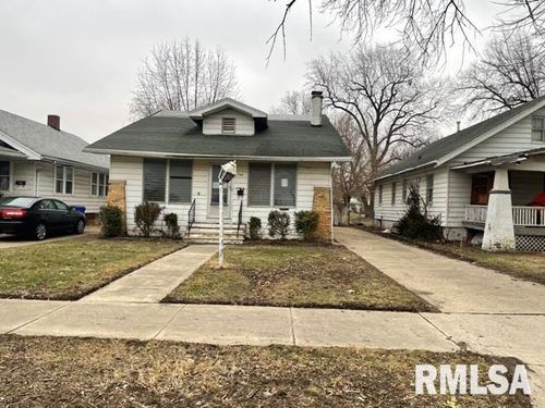 1746 N Graceland Ave, Decatur, IL, 62526-4036 | Card Image