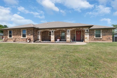 7 Deb Lynn Ave, Lampasas, TX, 76550-2308 | Card Image