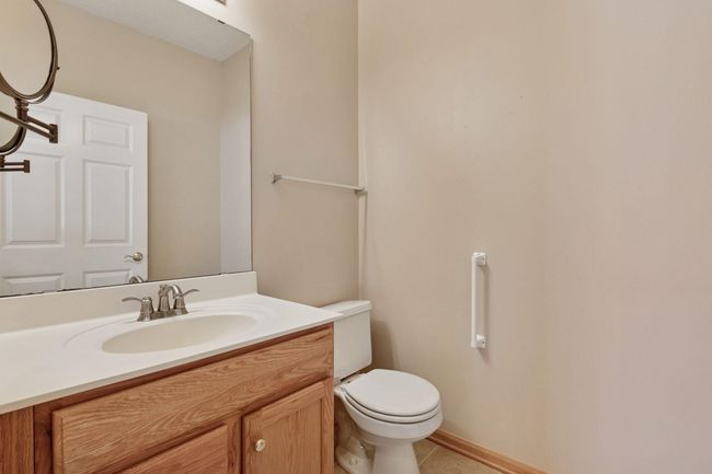 17809 38 Th Ave N, Townhouse with 2 bedrooms, 2 bathrooms and null parking in Plymouth MN | Image 33