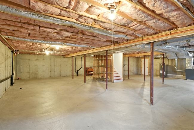 254 Island Pond Rd, House other with 3 bedrooms, 2 bathrooms and 4 parking in Springfield MA | Image 21