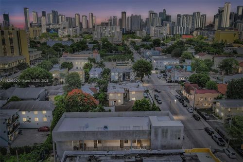 1037 Nw 2nd St, Miami, FL, 33128-1104 | Card Image