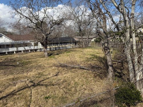 1001 N Bayshore Dr, La Porte, TX, 77571 | Card Image