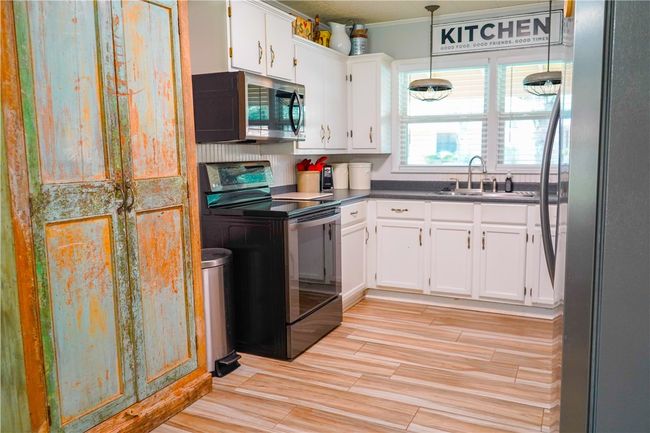 1508 Roosevelt Blvd, House other with 3 bedrooms, 2 bathrooms and null parking in Alice TX | Image 11