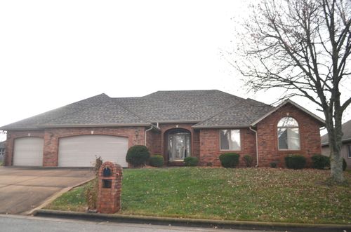 806 W Honeysuckle Ln, Nixa, MO, 65714-8403 | Card Image