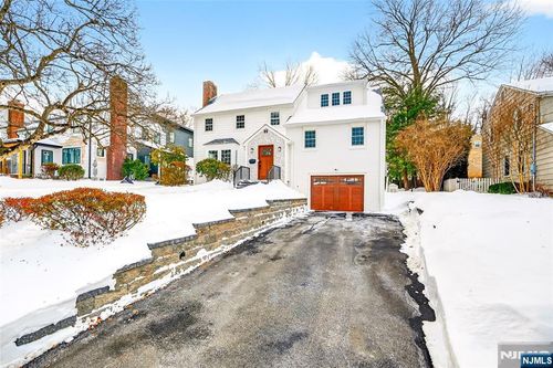 85 Orchard Road, Chatham Township, NJ, 07928 | Card Image