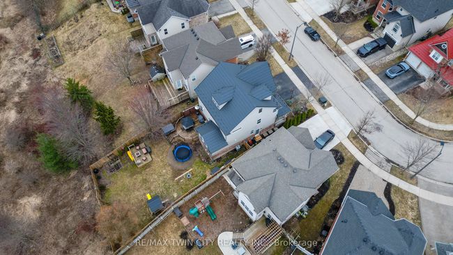 616 Frieburg Dr, House other with 5 bedrooms, 4 bathrooms and 2 parking in Waterloo ON | Image 47
