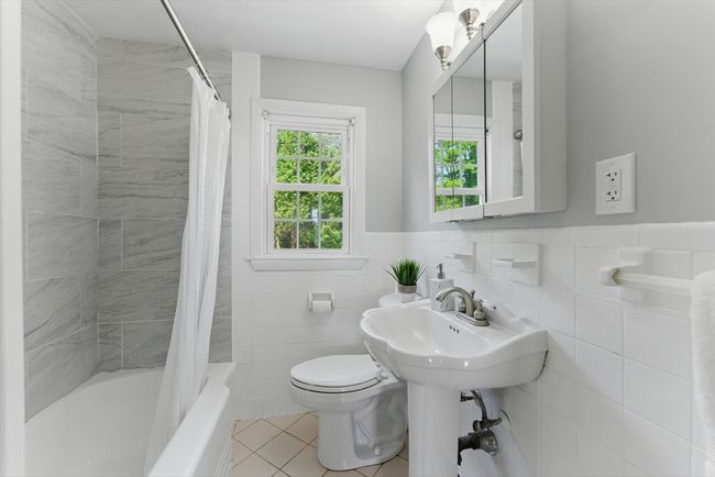 945 Shoemaker Ln, House other with 4 bedrooms, 1 bathrooms and 4 parking in Feeding Hills MA | Image 17