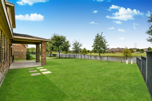 9155 Monarch Field Ln, Cypress, TX, 77433-0104 | Card Image