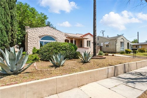 541 Randolph St, Pomona, CA, 91768-2447 | Card Image