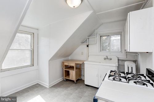 apt-3rd-1307 W Northern Pkwy, BALTIMORE, MD, 21209-3747 | Card Image