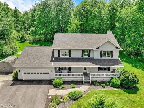 17800 Settlers Trl, Chagrin Falls, OH, 44023-5529 | Card Image