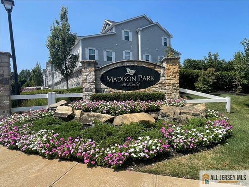39 Emily Ct, Hazlet, NJ, 07730-4063 | Card Image