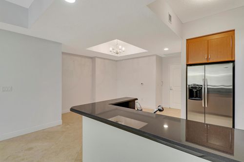 apt-805-701 S Olive Ave, West Palm Beach, FL, 33401-6509 | Card Image