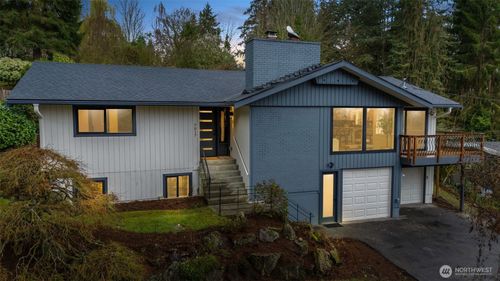 7017 Ne 155th Pl, Kenmore, WA, 98028-4615 | Card Image