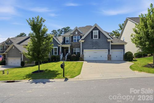 10420 Daufuskie Dr, Charlotte, NC, 28278-9050 | Card Image