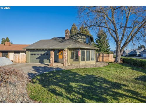 1205 Nw Littlewood Ct, Roseburg, OR, 97471-1850 | Card Image