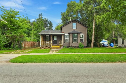 316 E Division St, Dowagiac, MI, 49047-1459 | Card Image