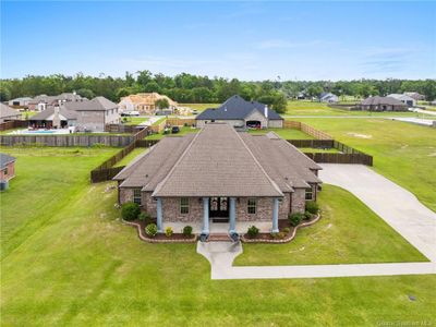 3665 W Cabella Drive, House other with 5 bedrooms, 3 bathrooms and 3 parking in Sulphur LA | Image 3